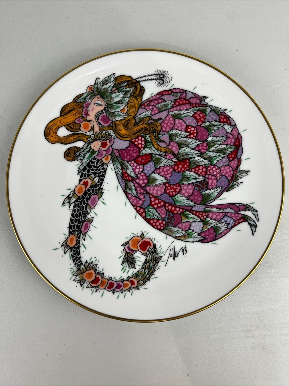 Goebel 1983 Fourth Edition Brambleberries Plate No. 087 of 10,000